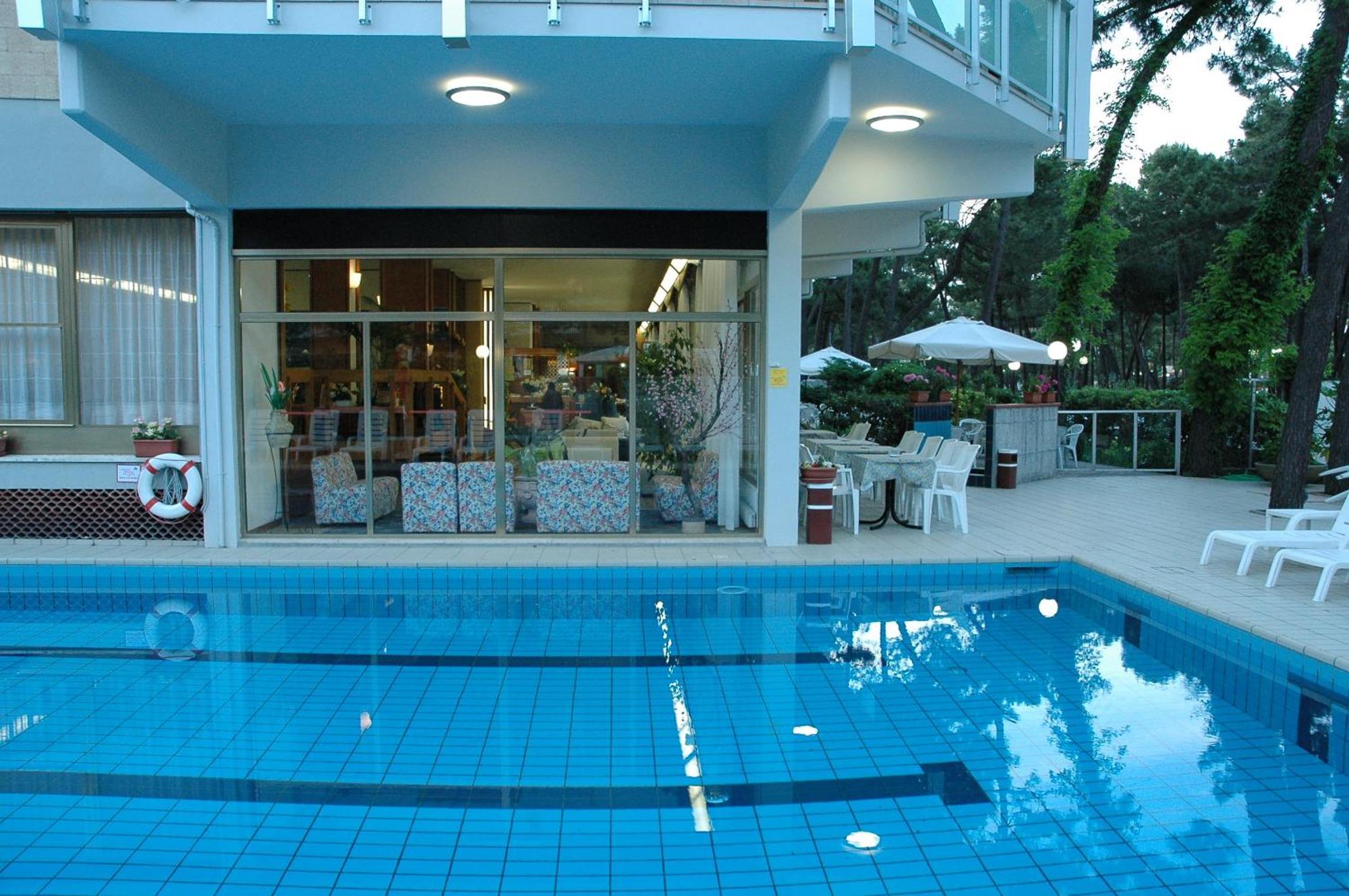 Hotel Sahara Milano Marittima Dış mekan fotoğraf