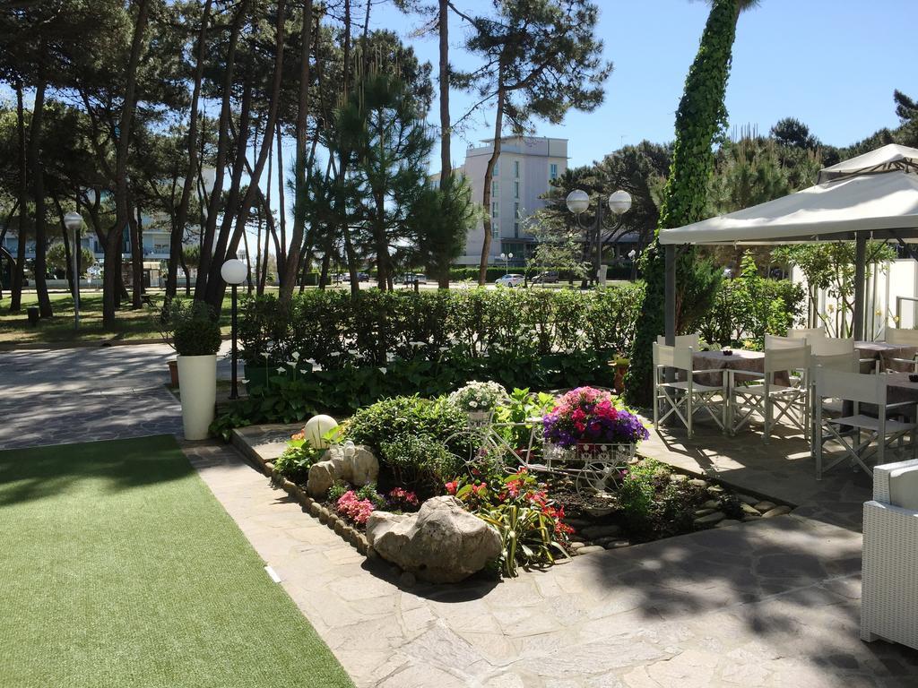 Hotel Sahara Milano Marittima Dış mekan fotoğraf