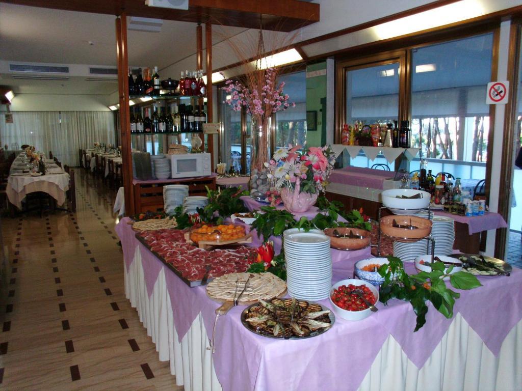 Hotel Sahara Milano Marittima Dış mekan fotoğraf