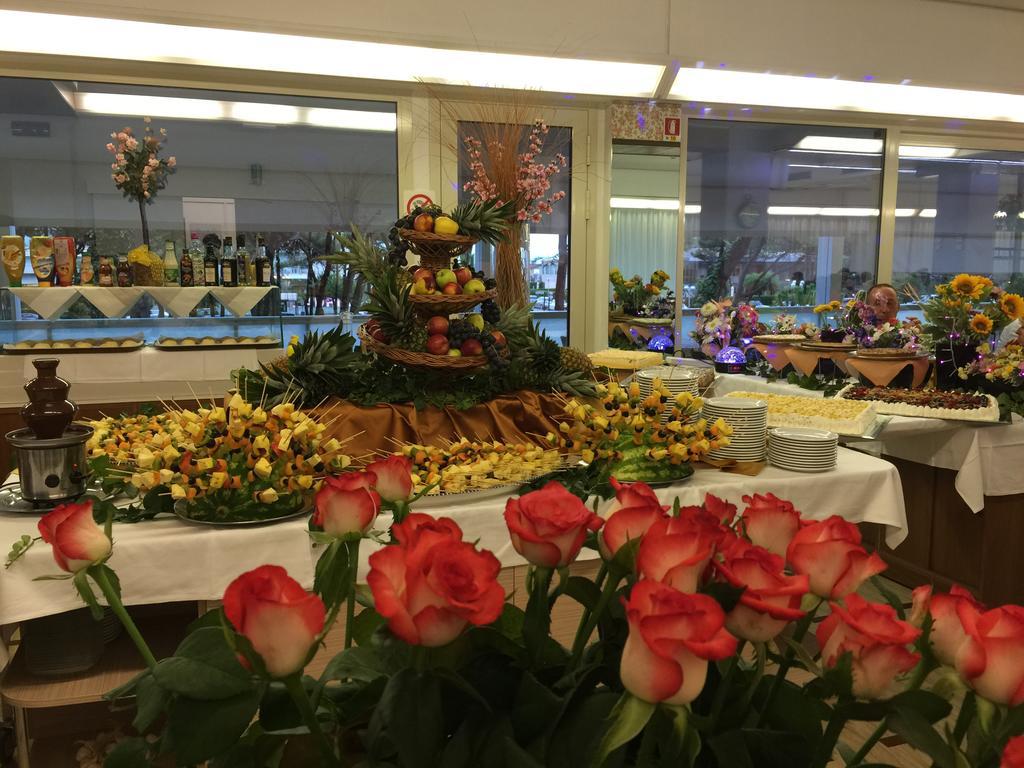 Hotel Sahara Milano Marittima Dış mekan fotoğraf