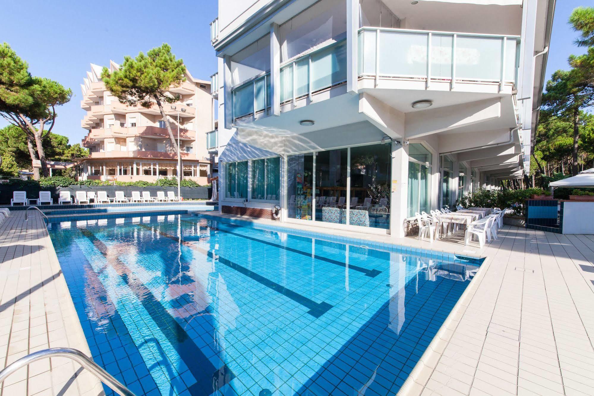 Hotel Sahara Milano Marittima Dış mekan fotoğraf