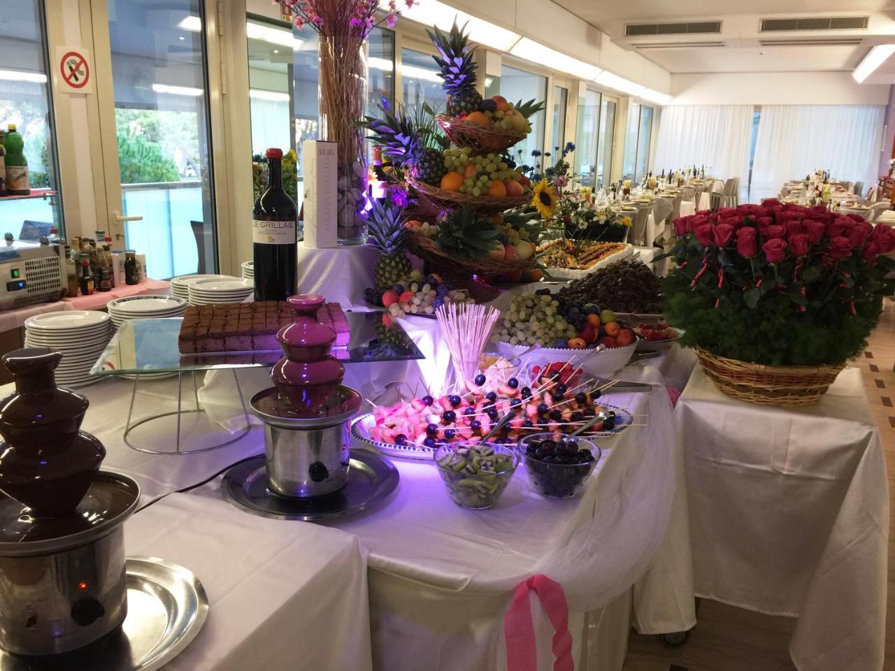 Hotel Sahara Milano Marittima Dış mekan fotoğraf