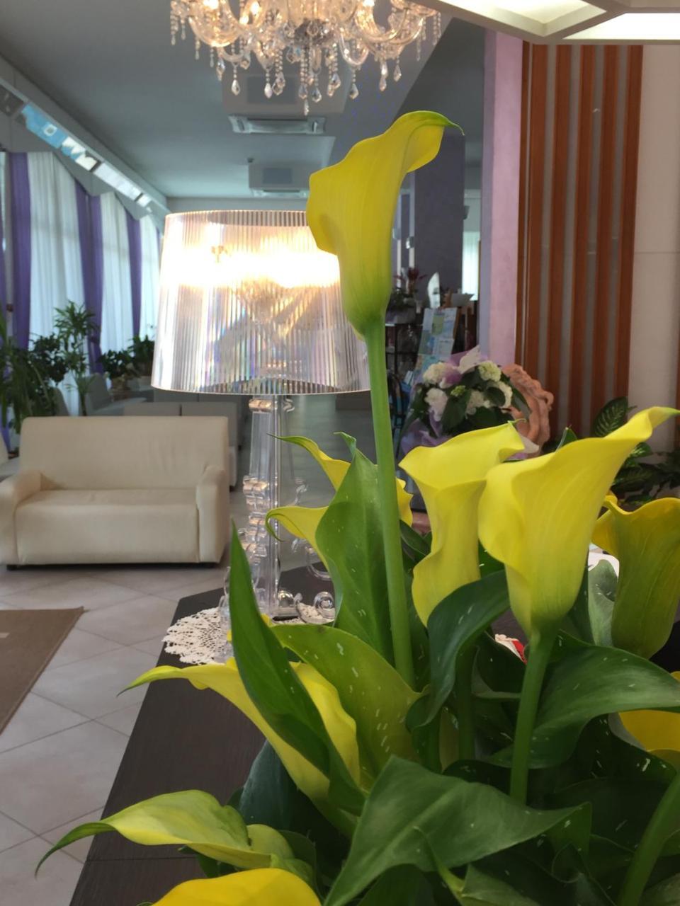 Hotel Sahara Milano Marittima Dış mekan fotoğraf