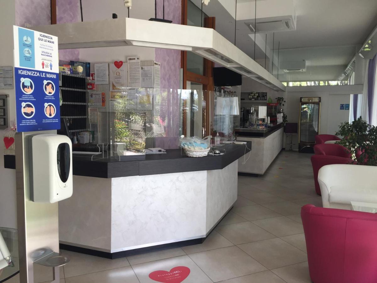 Hotel Sahara Milano Marittima Dış mekan fotoğraf